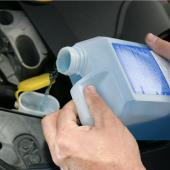 comment remplir lave glace voiture - 1